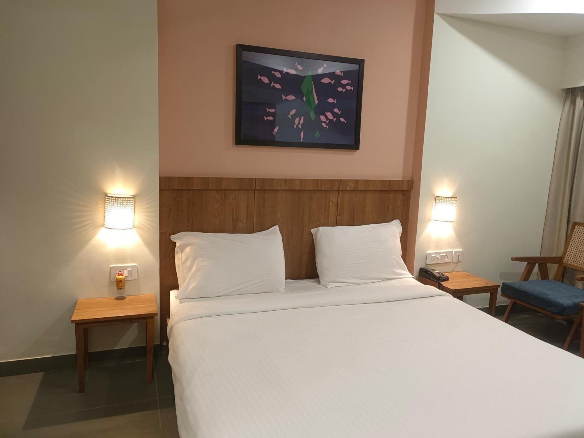 Hotel Ashray 우자인 외부 사진
